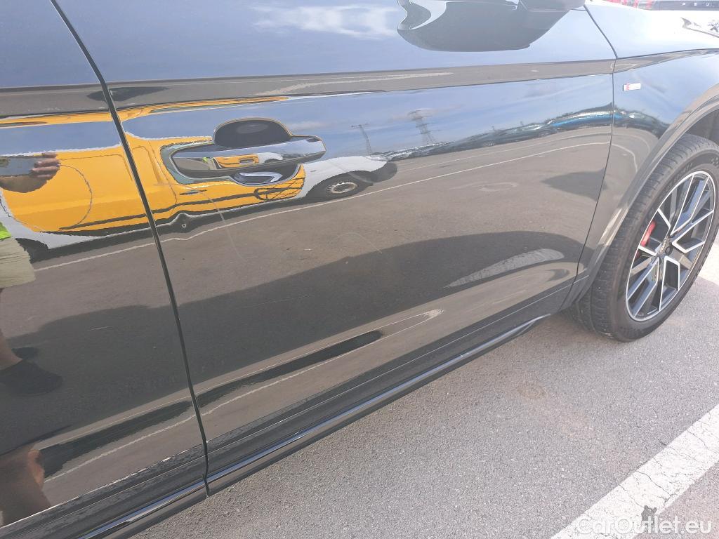  Audi  Q5 AUDI  SPORTBACK / 2020 / 5P / todoterreno Black line 40 TDI 150kW quattro-ultra #16