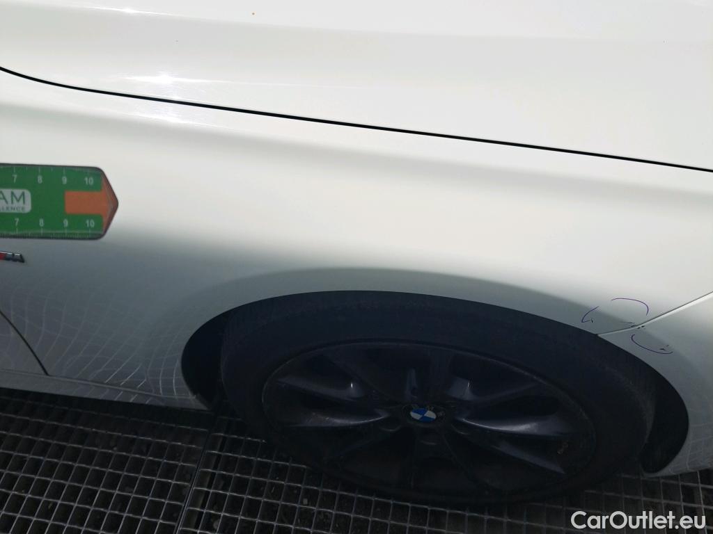  Bmw  Serie 3 BMW  4p 6G sedán 320dA #21