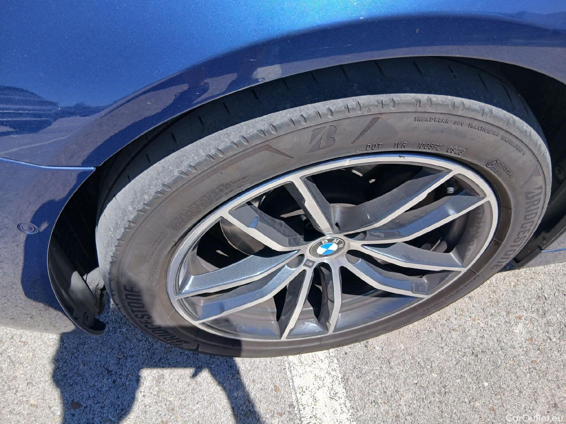  Bmw  Serie 5 BMW  / 2020 / 5P / familiar 520dA Touring #11