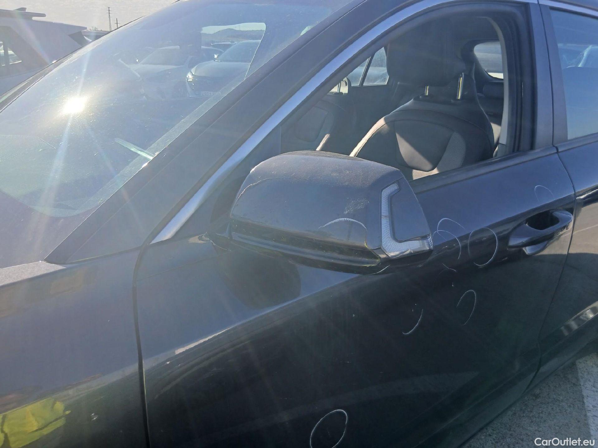  KIA  Niro KIA  / 2022 / 5P / crossover 1.6 GDi HEV 104kW (141CV) Drive #13