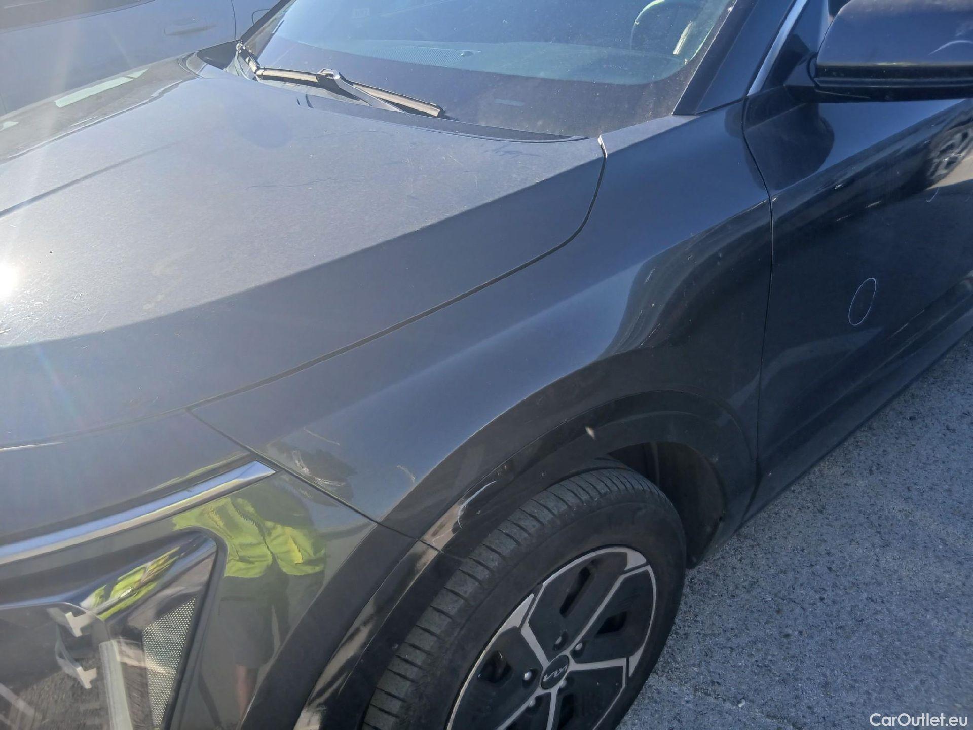  KIA  Niro KIA  / 2022 / 5P / crossover 1.6 GDi HEV 104kW (141CV) Drive #11