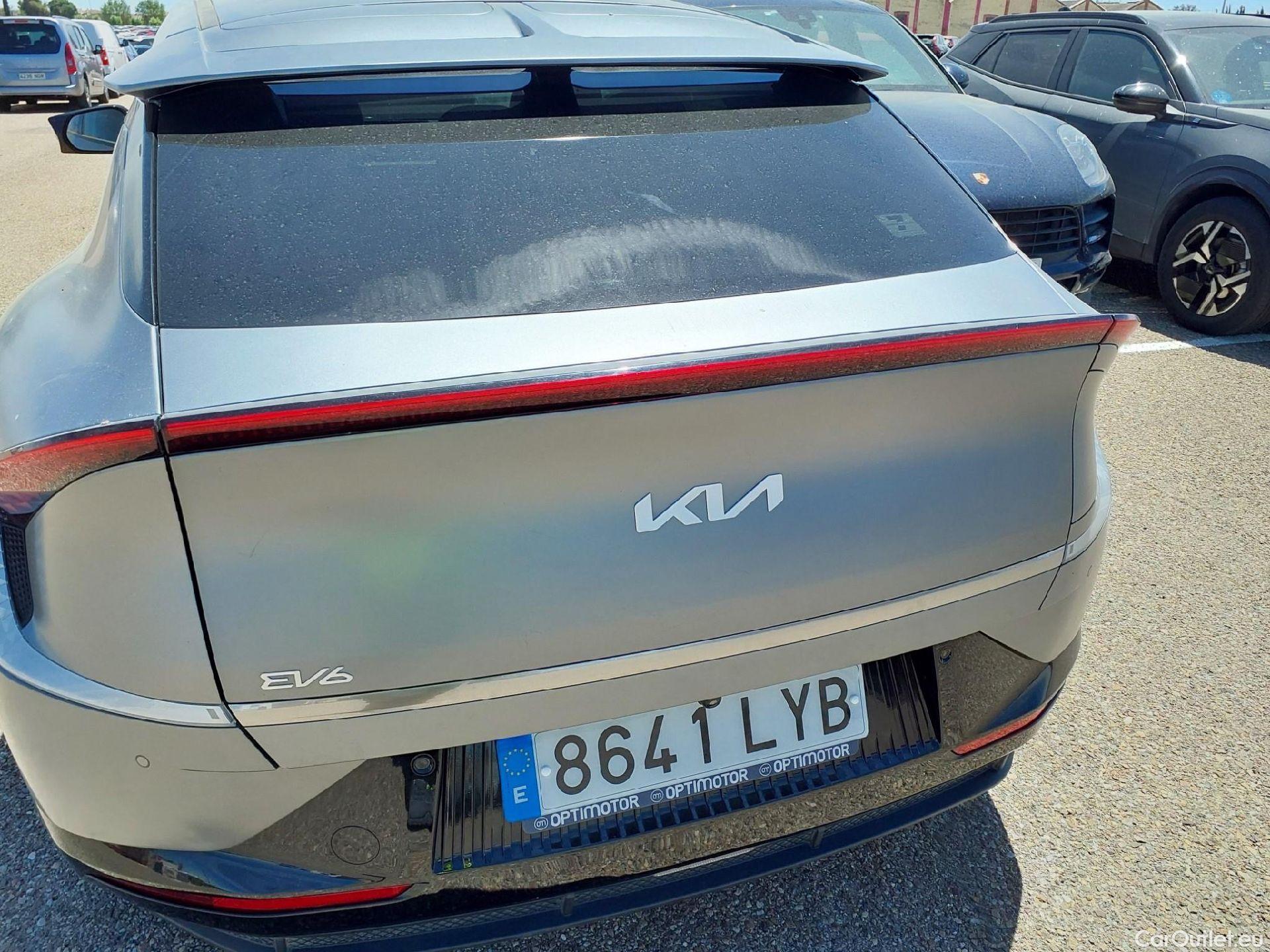  KIA  Ev6 KIA  / 2021 / 5P / todoterreno Air 58kWh 125kW RWD #32