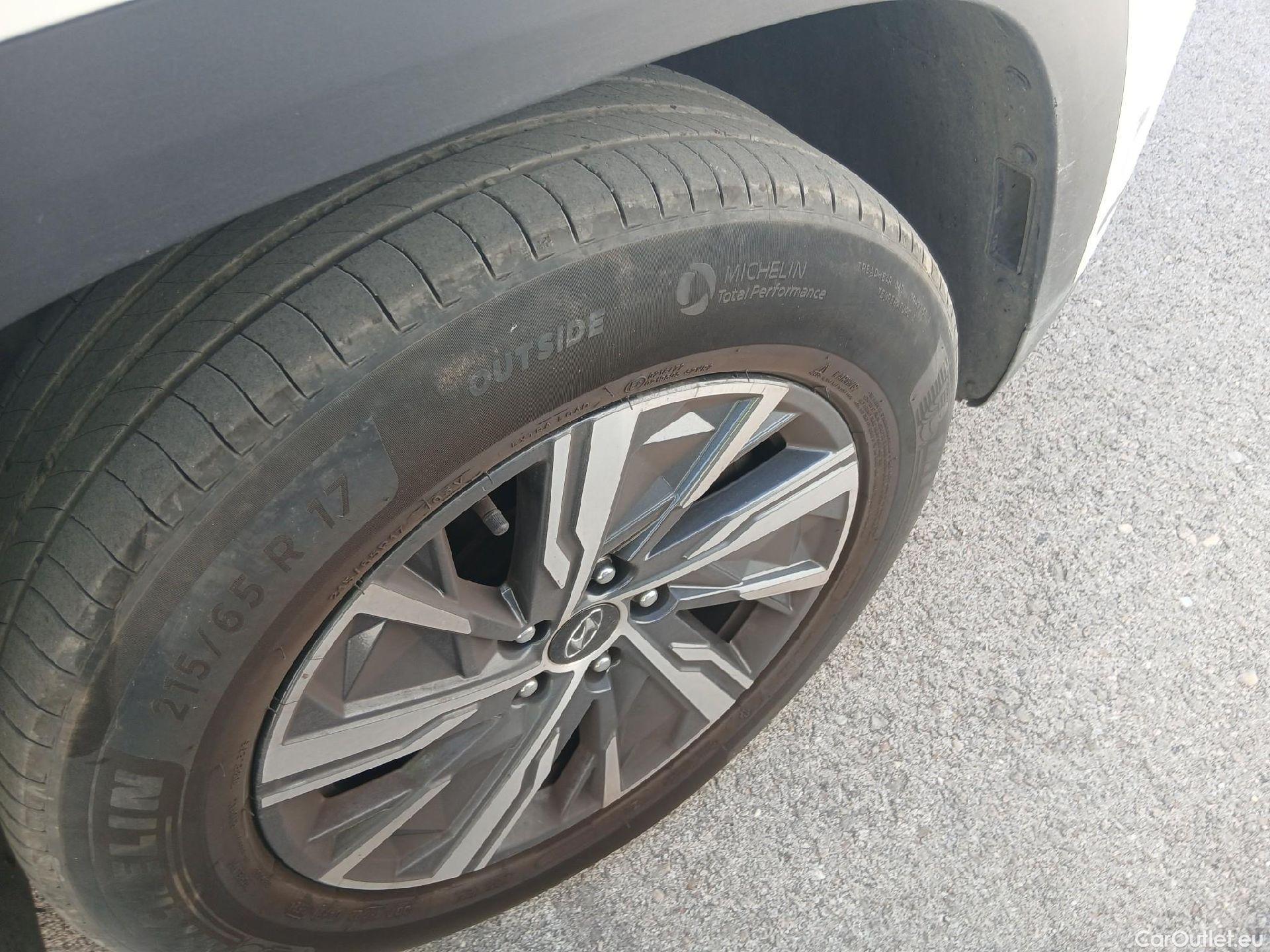  Hyundai  Tucson HYUNDAI  / 5P / 1.6 CRDI 115 CV Klass #3