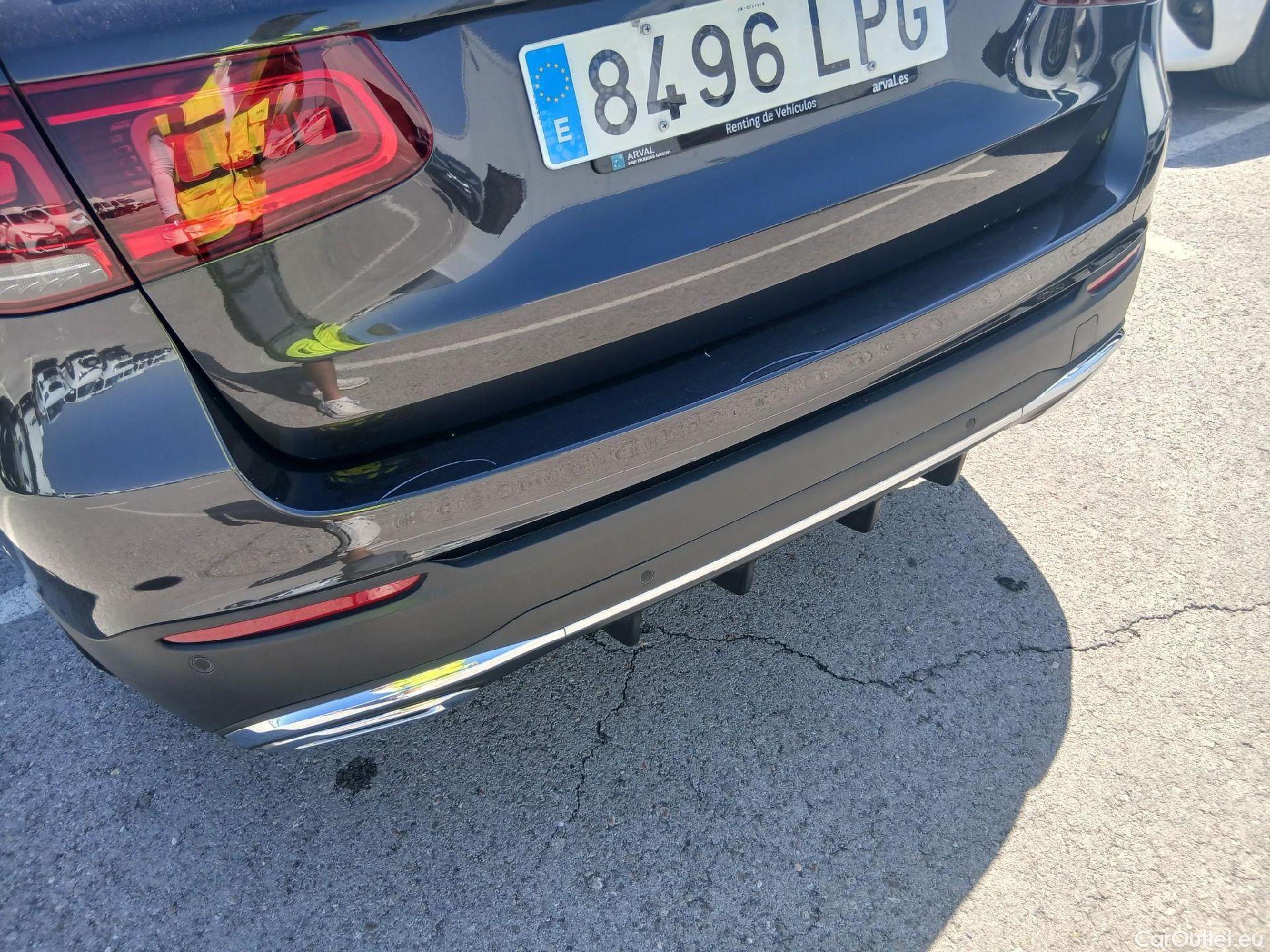  Mercedes  G-Klasee MERCEDES-BENZ Clase GLC 300 de 4MATIC 306 CV #21