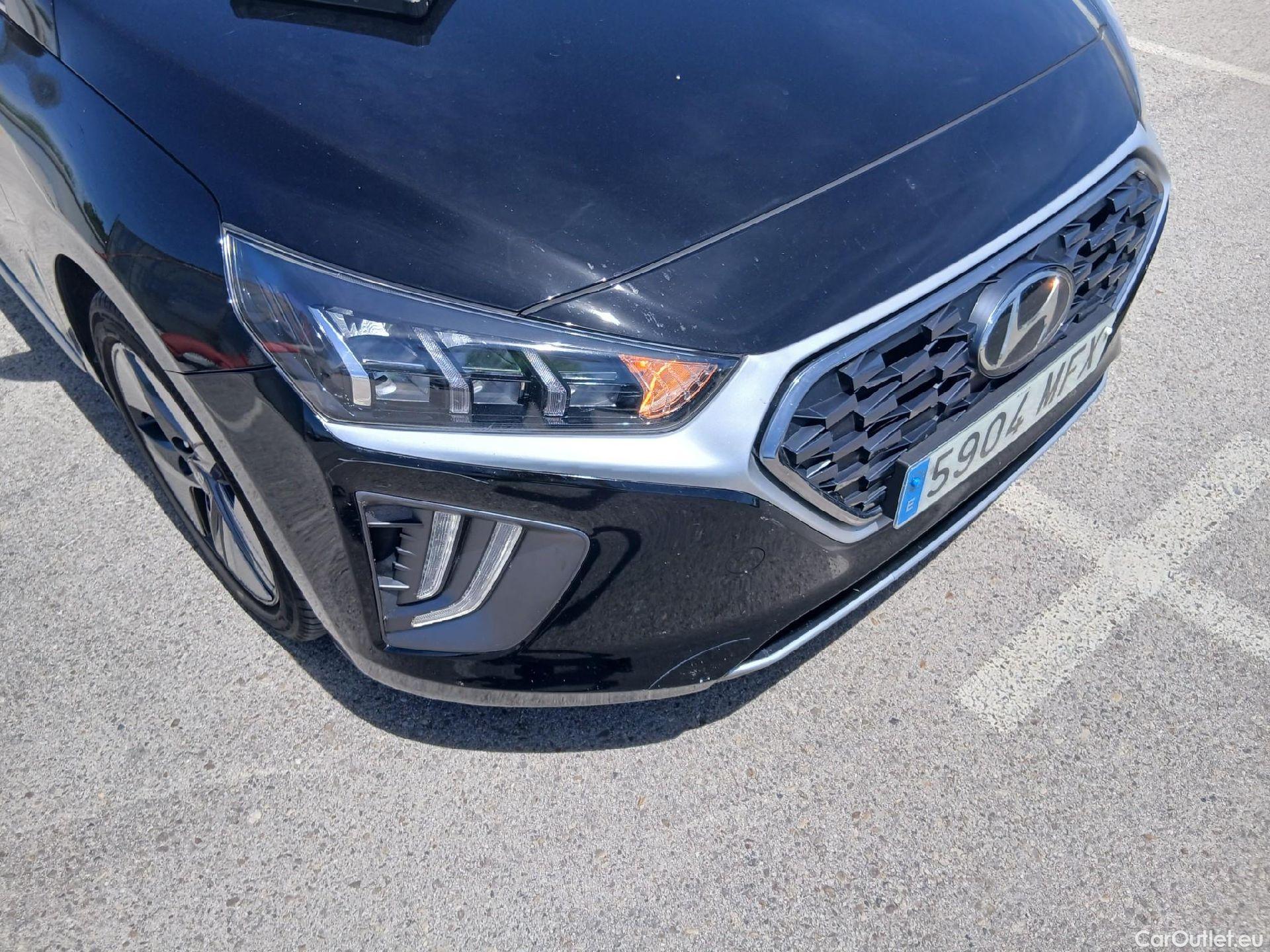  Hyundai   Ioniq HYUNDAI / 5P / 1.6 GDI HEV Tecno DCT 140 Cv #2