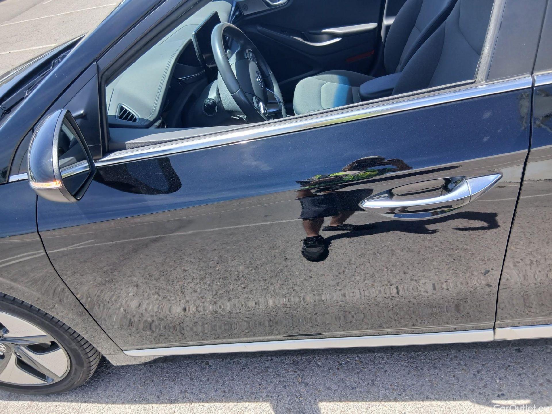  Hyundai   Ioniq HYUNDAI / 5P / 1.6 GDI HEV Tecno DCT 140 Cv #12