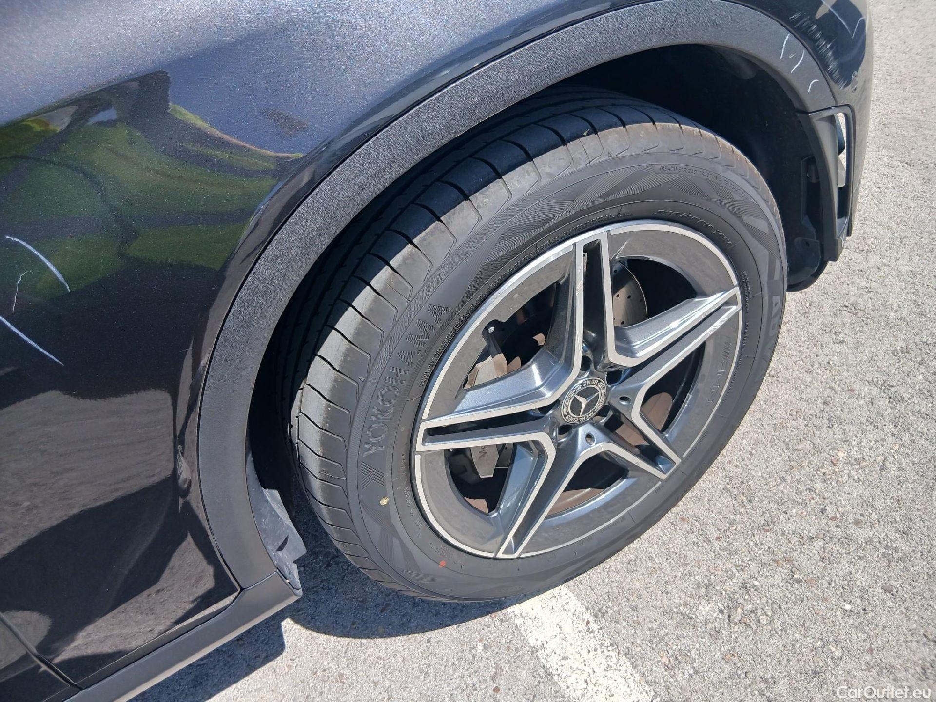  Mercedes  G-Klasee MERCEDES-BENZ Clase GLC 300 de 4MATIC 306 CV #39