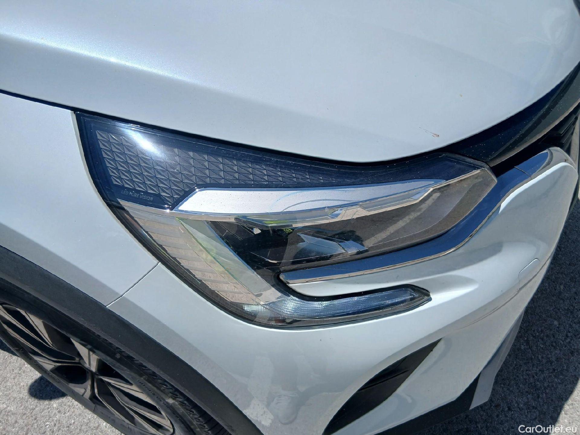  Renault  Captur RENAULT  / 2020 / 5P / todoterreno equilibre TCe 74 kW (100CV) GLP #39