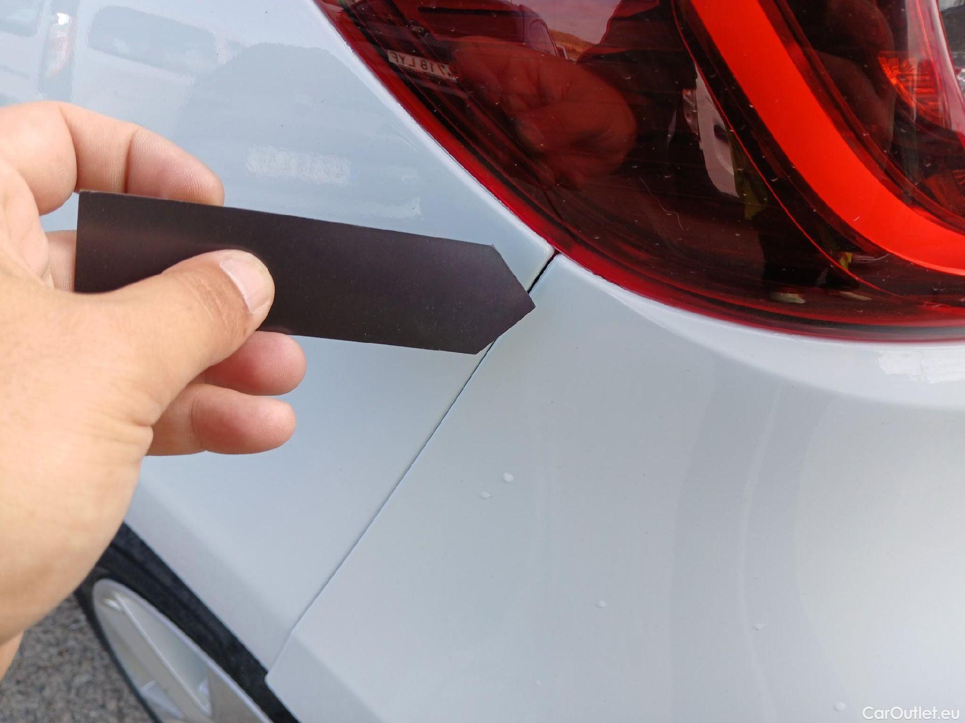  Renault  Clio RENAULT  / 2019 / 5P / berlina con portón Intens TCe 67 kW (91CV) (AC) #28