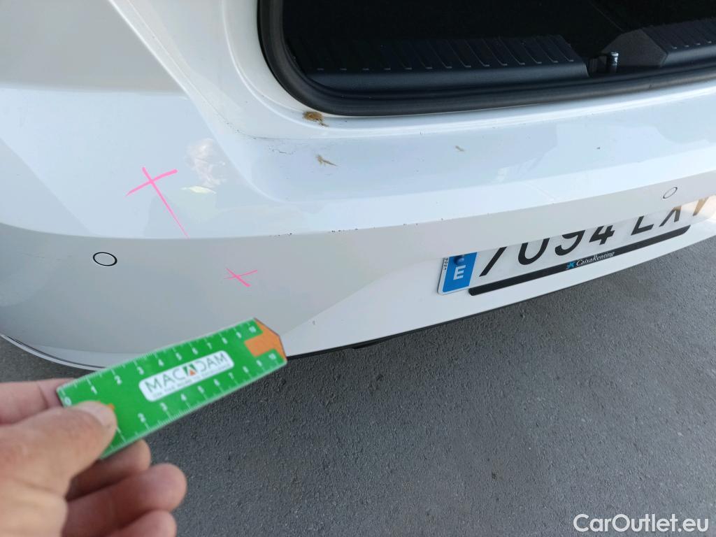  Seat  Ibiza SEAT  / 2017 / 5P / berlina con portón 1.0 TSI 81kW (110CV) Style Plus (AC2) #12