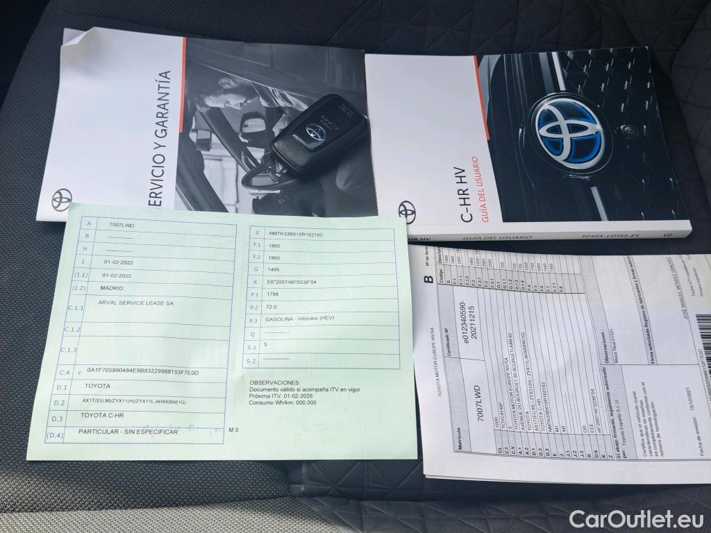  Toyota  C-HR TOYOTA  / 2019 / 5P / todoterreno 1.8 125H Advance #1