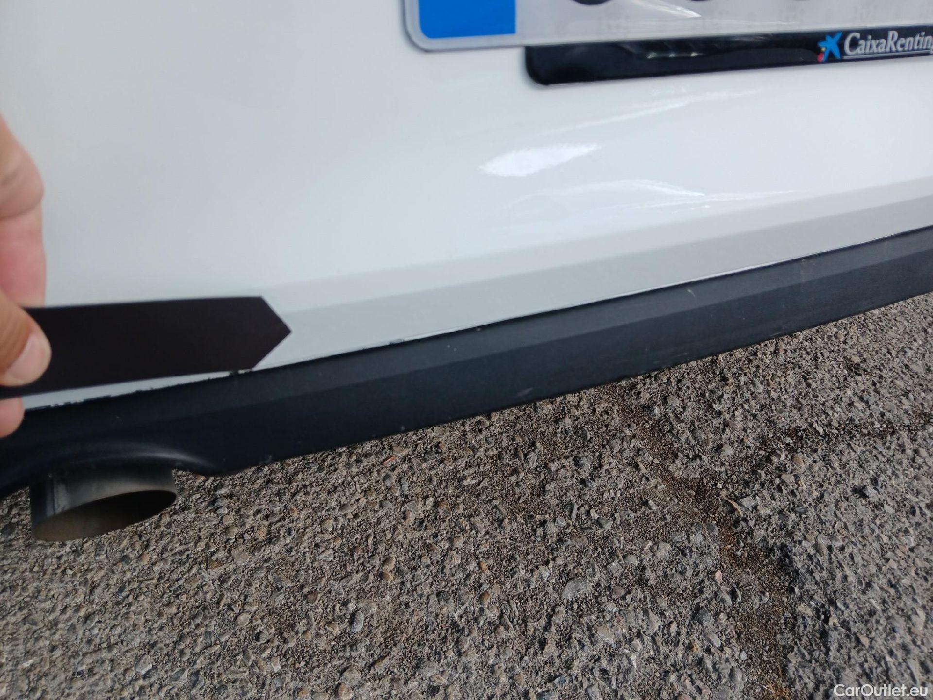  Renault  Clio RENAULT  / 2019 / 5P / berlina con portón Intens TCe 67 kW (91CV) (AC) #29