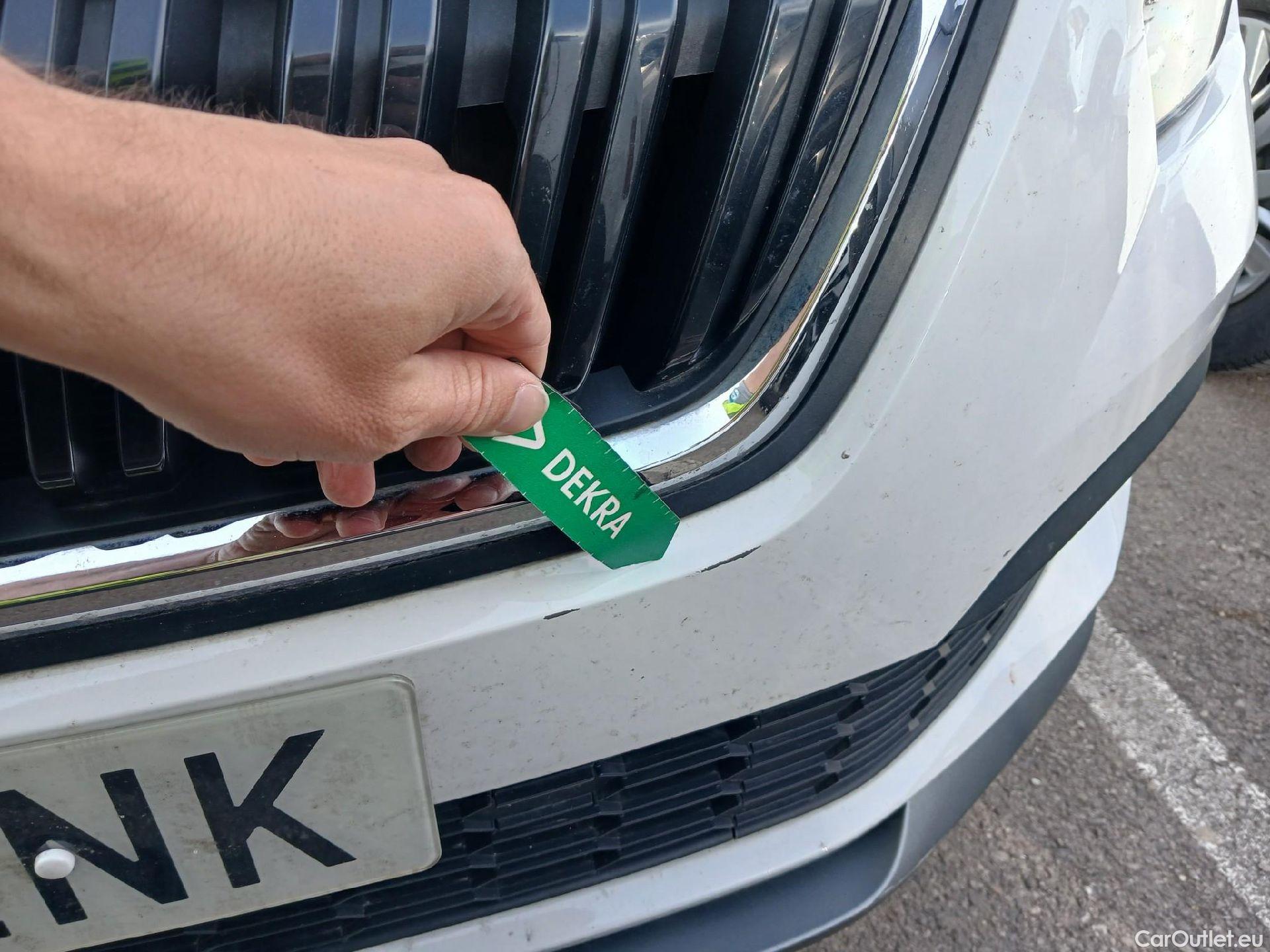  Skoda  KAMIQ SKODA -SUV 1.0 TSI 110 CV DSG Ambition  #1
