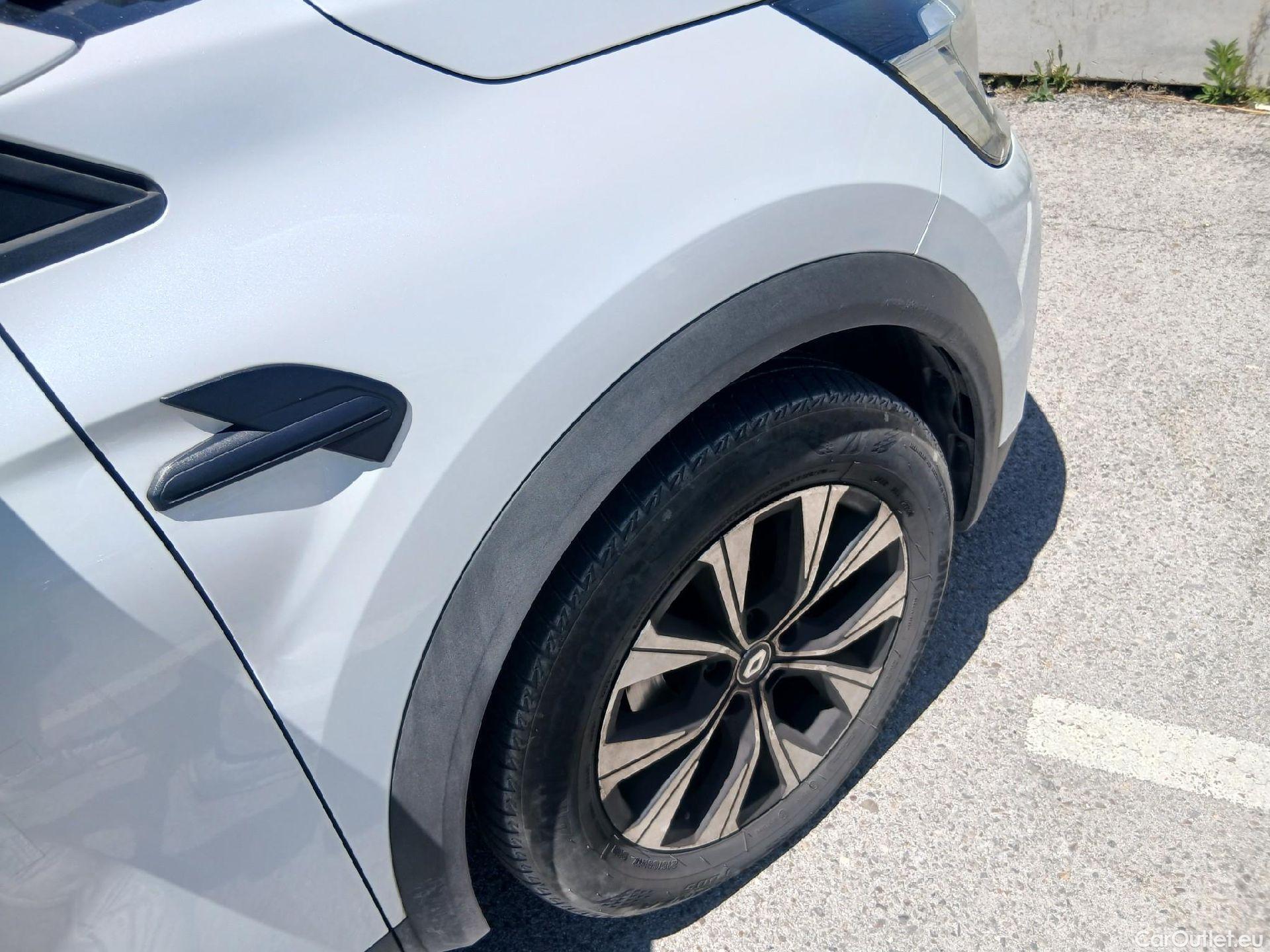  Renault  Captur RENAULT  / 2020 / 5P / todoterreno equilibre TCe 74 kW (100CV) GLP #37