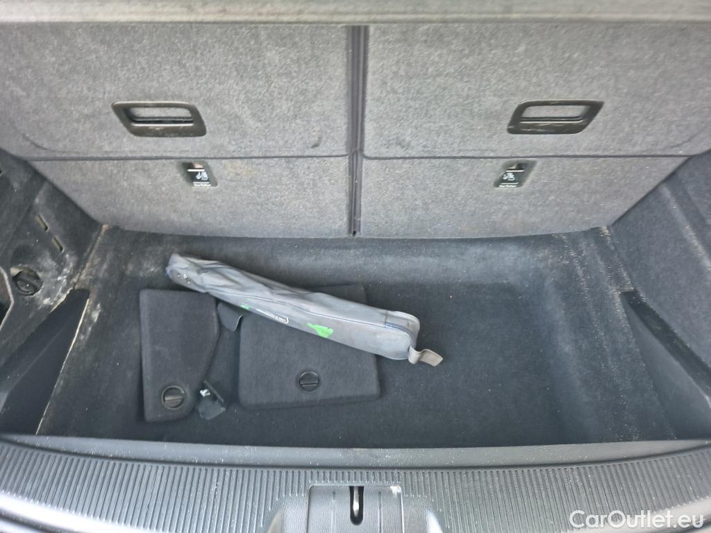  Seat  Alhambra SEAT  / 2010 / 5P / monovolumen 2.0 TDI 130kW DSG St&Sp Xcellence Tra Ed #1