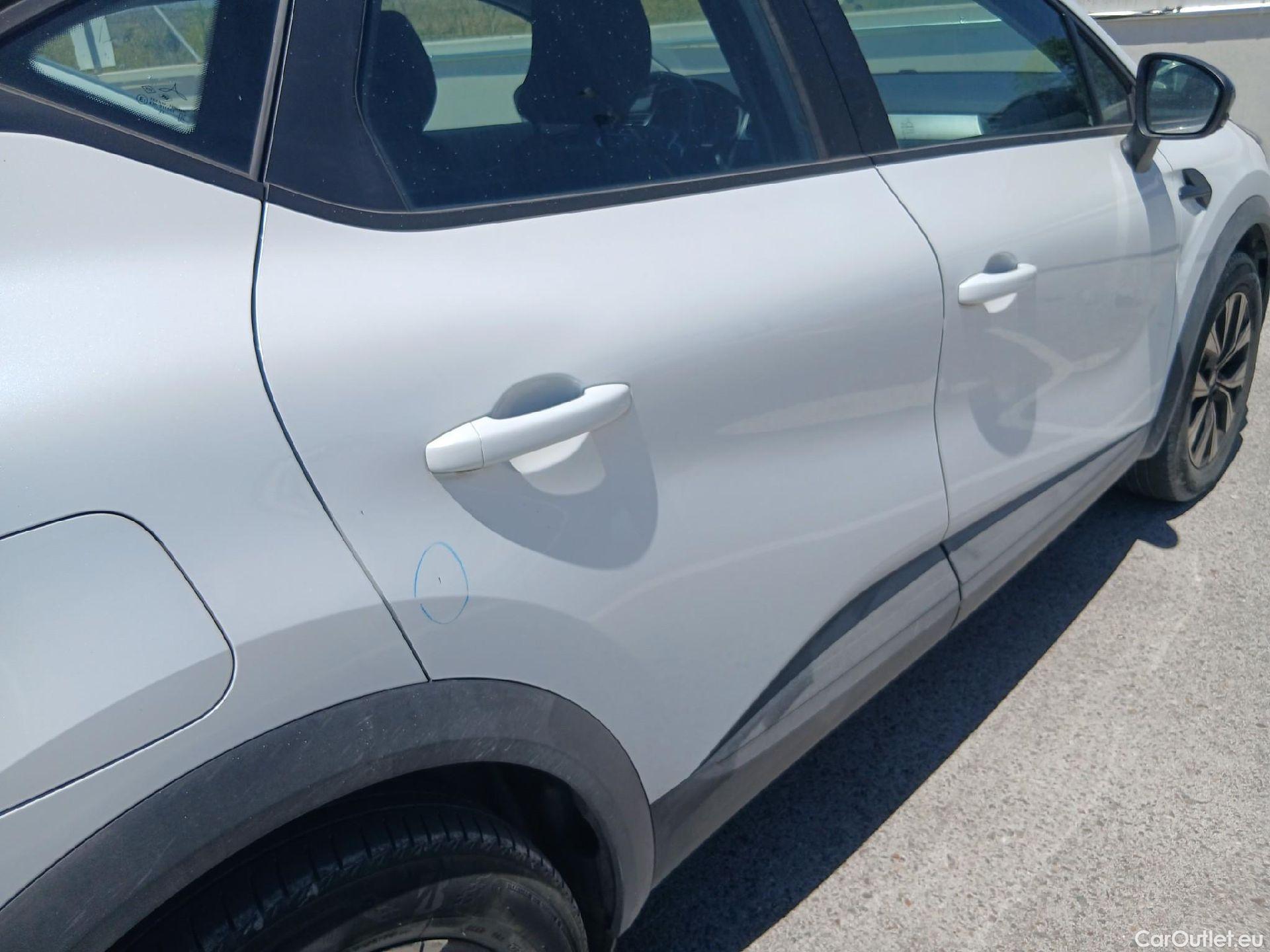  Renault  Captur RENAULT  / 2020 / 5P / todoterreno equilibre TCe 74 kW (100CV) GLP #32