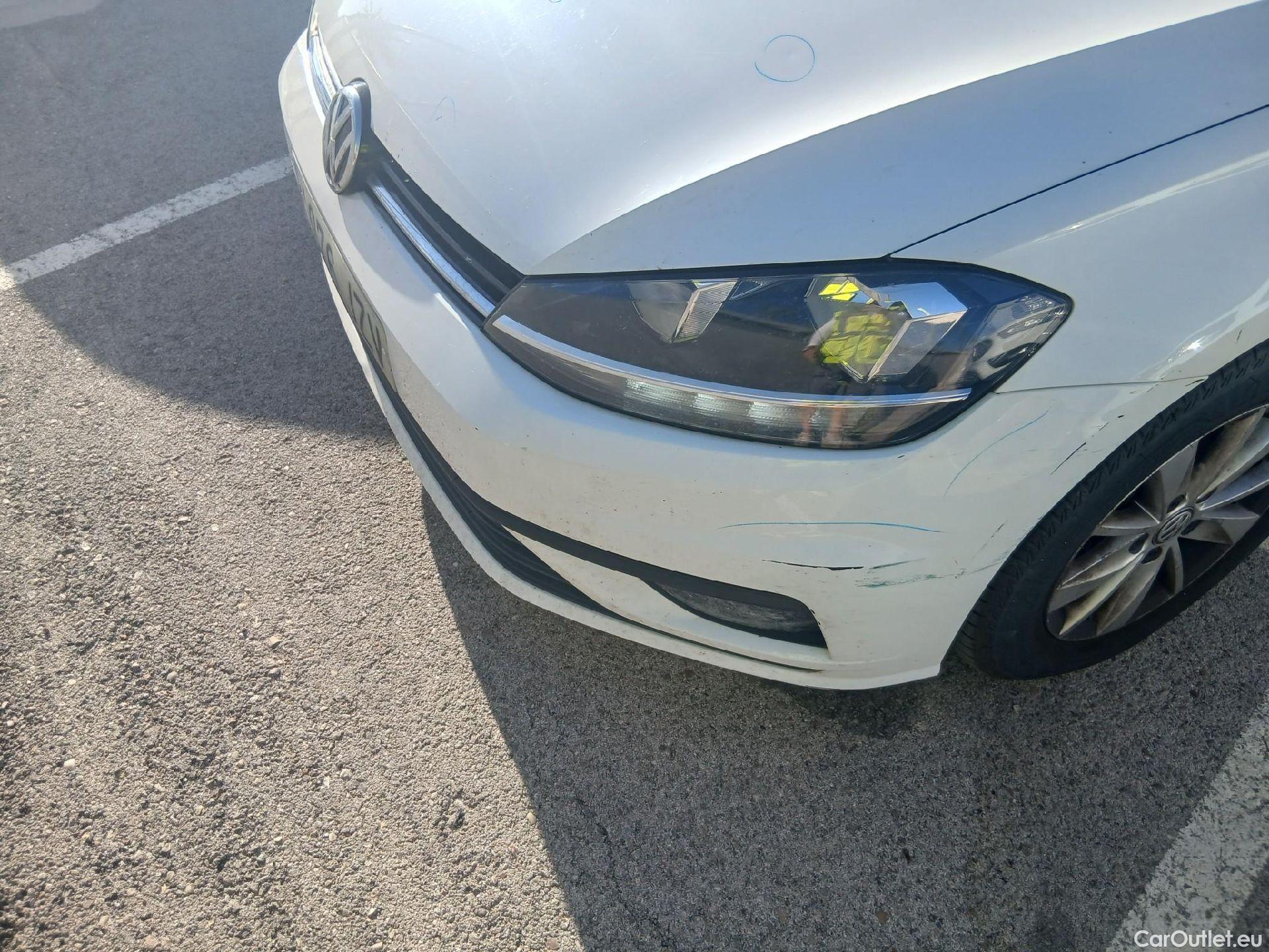  Volkswagen  Golf  VOLKSWAGEN 1.6 TDI 115 CV #2
