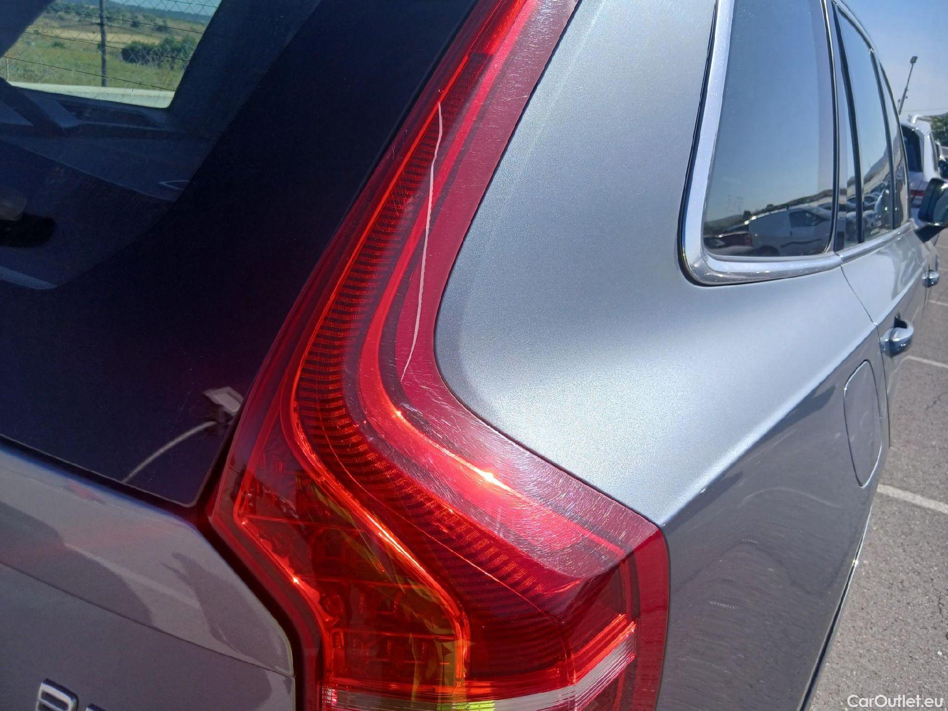  Volvo  XC90 VOLVO  / 5P / 2.0 B5 D5 AWD Business Plus Auto 235 CV DSG #25