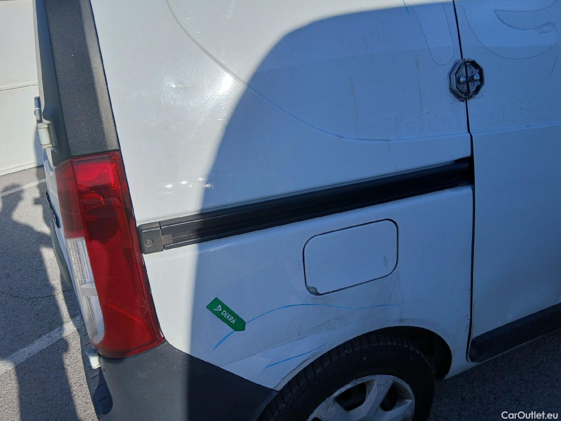  Dacia  Dokker  Van Essential 1.6 SCe 110CV MT5 E6 #42