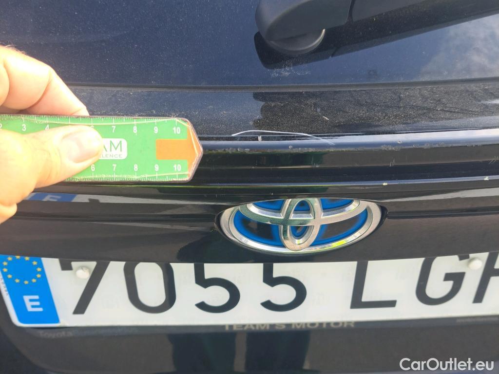  Toyota  C-HR TOYOTA  / 2019 / 5P / todoterreno 2.0 180H Style #11