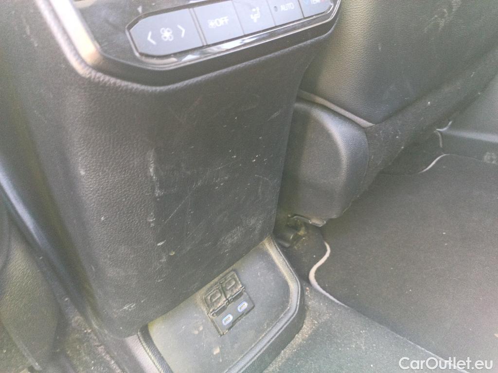  Toyota  Highlander TOYOTA  / 2021 / 5P / todoterreno 2.5 Advance P. Met. Techo Panorámico #12