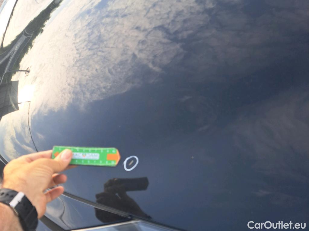  Toyota  C-HR TOYOTA  / 2019 / 5P / todoterreno 2.0 180H Style #64