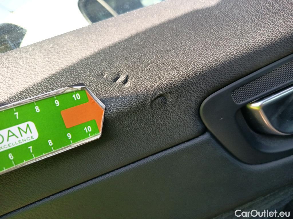  Volvo  XC60 VOLVO  / 2017 / 5P / todoterreno 2.0 B4 D Core Auto #8