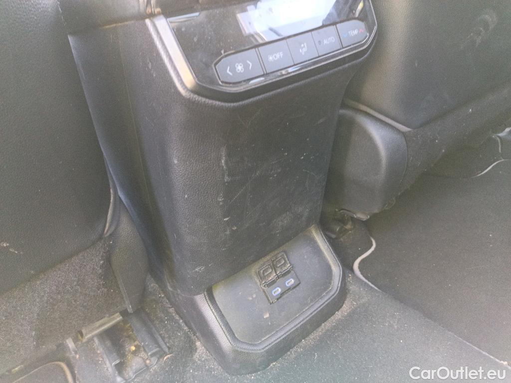  Toyota  Highlander TOYOTA  / 2021 / 5P / todoterreno 2.5 Advance P. Met. Techo Panorámico #11