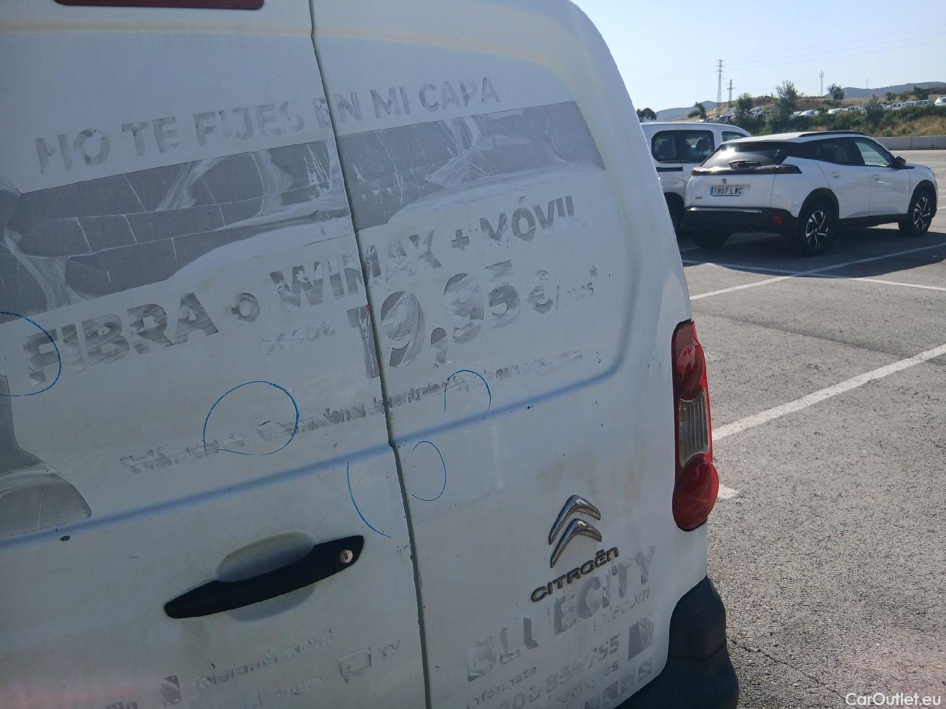 Citroen  Berlingo CITROEN  BlueHDi 100 CV #41
