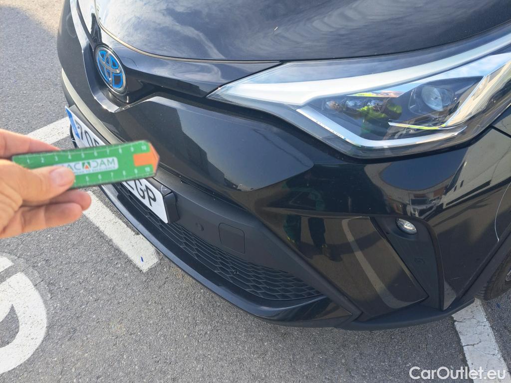  Toyota  C-HR TOYOTA  / 2019 / 5P / todoterreno 2.0 180H Style #40