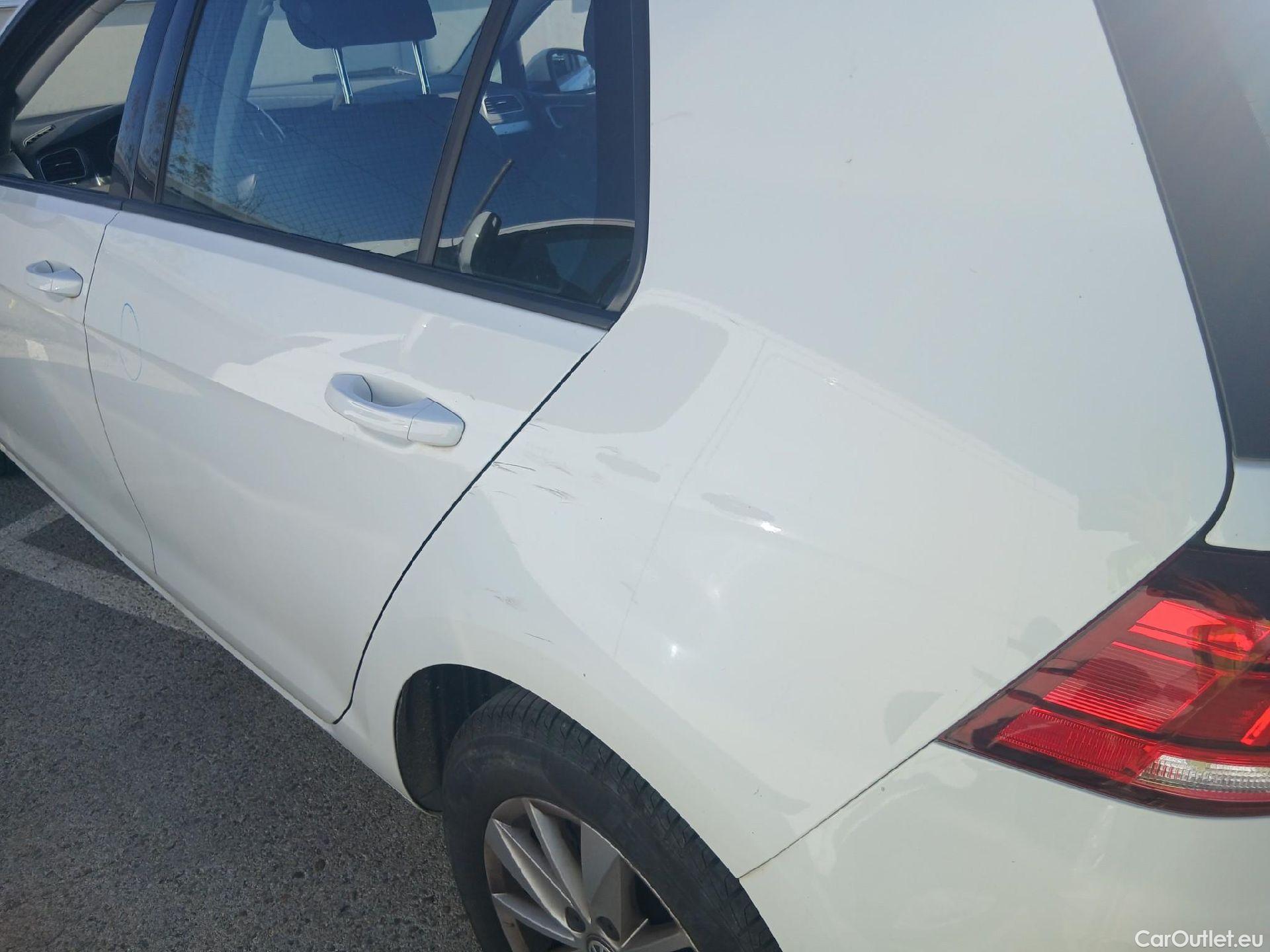  Volkswagen  Golf  VOLKSWAGEN 1.6 TDI 115 CV #37