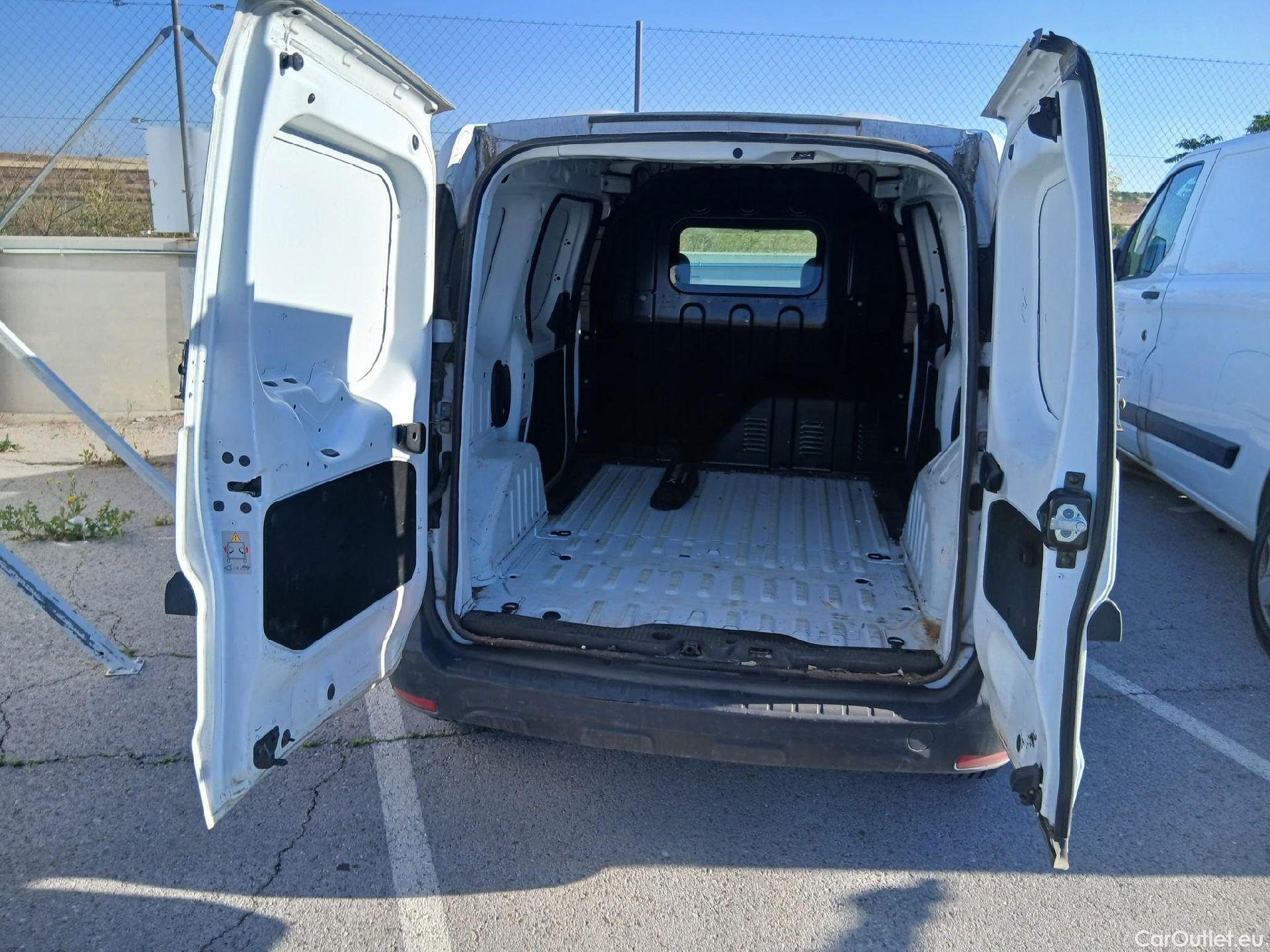  Dacia  Dokker  Van Essential 1.6 SCe 110CV MT5 E6 #40