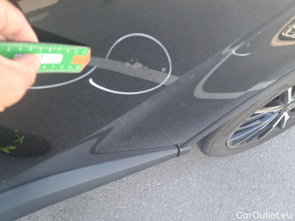  Toyota  C-HR TOYOTA  / 2019 / 5P / todoterreno 2.0 180H Style #44