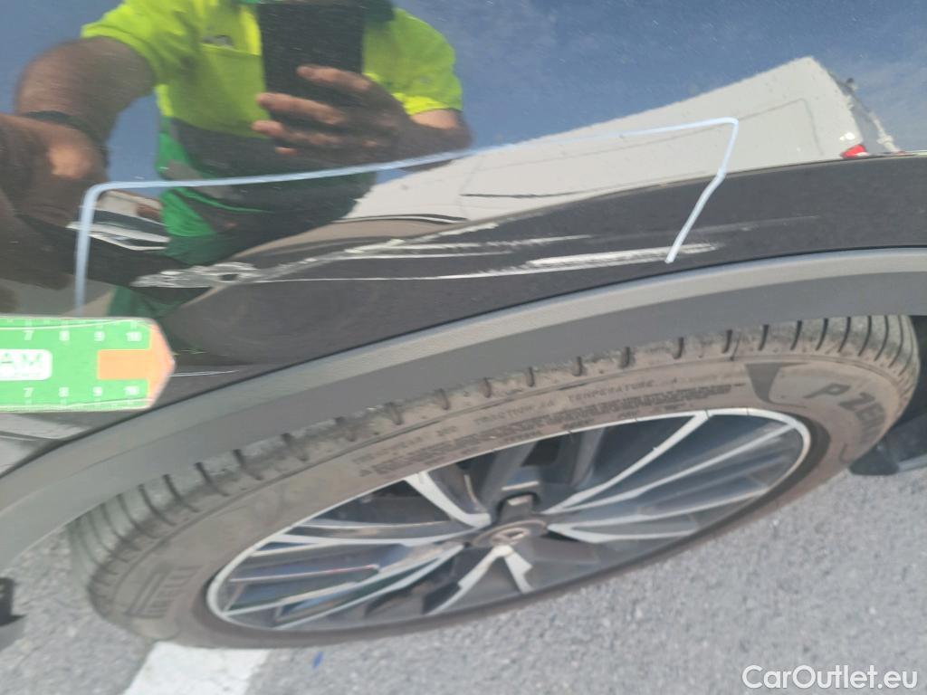  Toyota  C-HR TOYOTA  / 2019 / 5P / todoterreno 2.0 180H Style #4