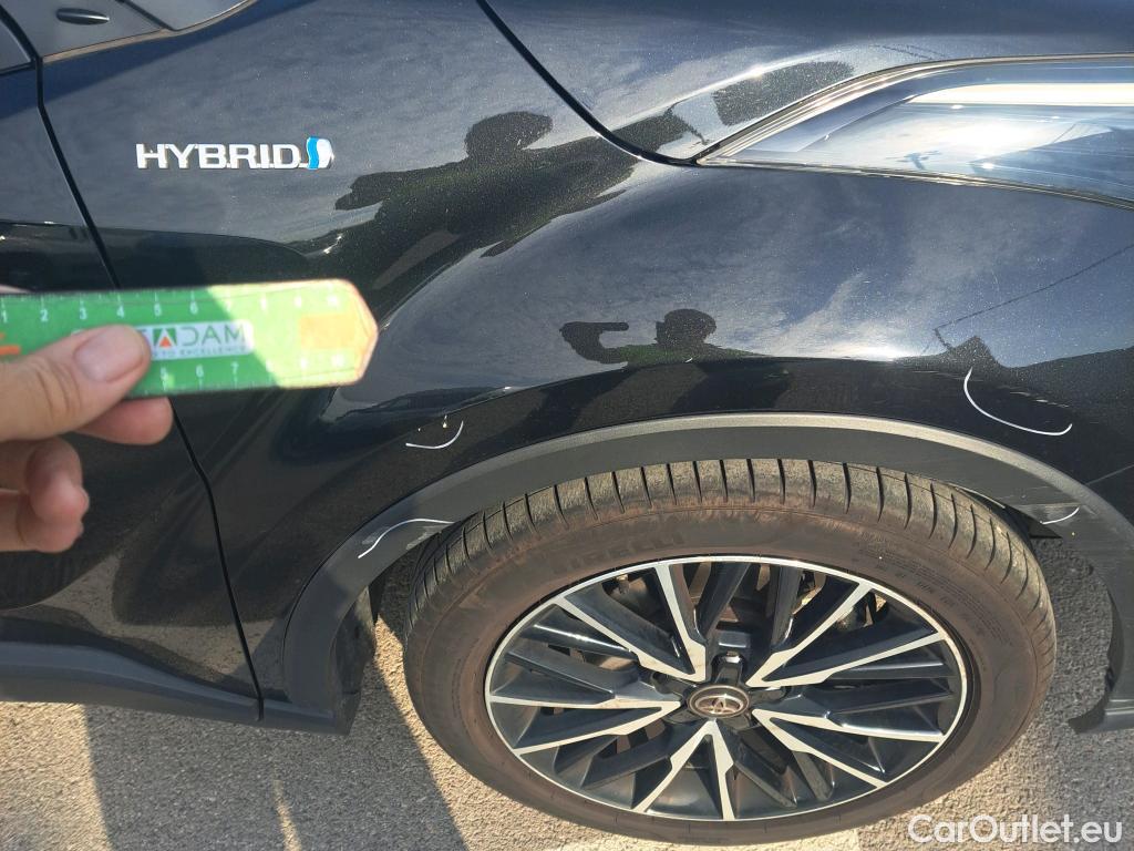  Toyota  C-HR TOYOTA  / 2019 / 5P / todoterreno 2.0 180H Style #36