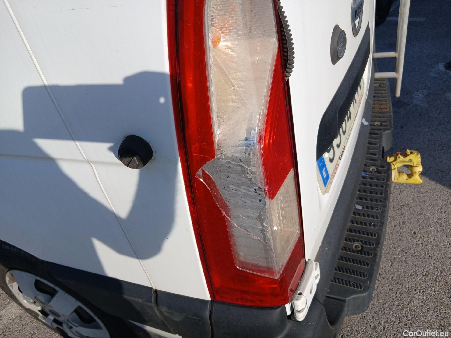  Nissan  NV400 NISSAN  / 2011 / 4P / furgón L2H2 3,5T 2.3dCi EU6 96kW FWD COMFORT #21