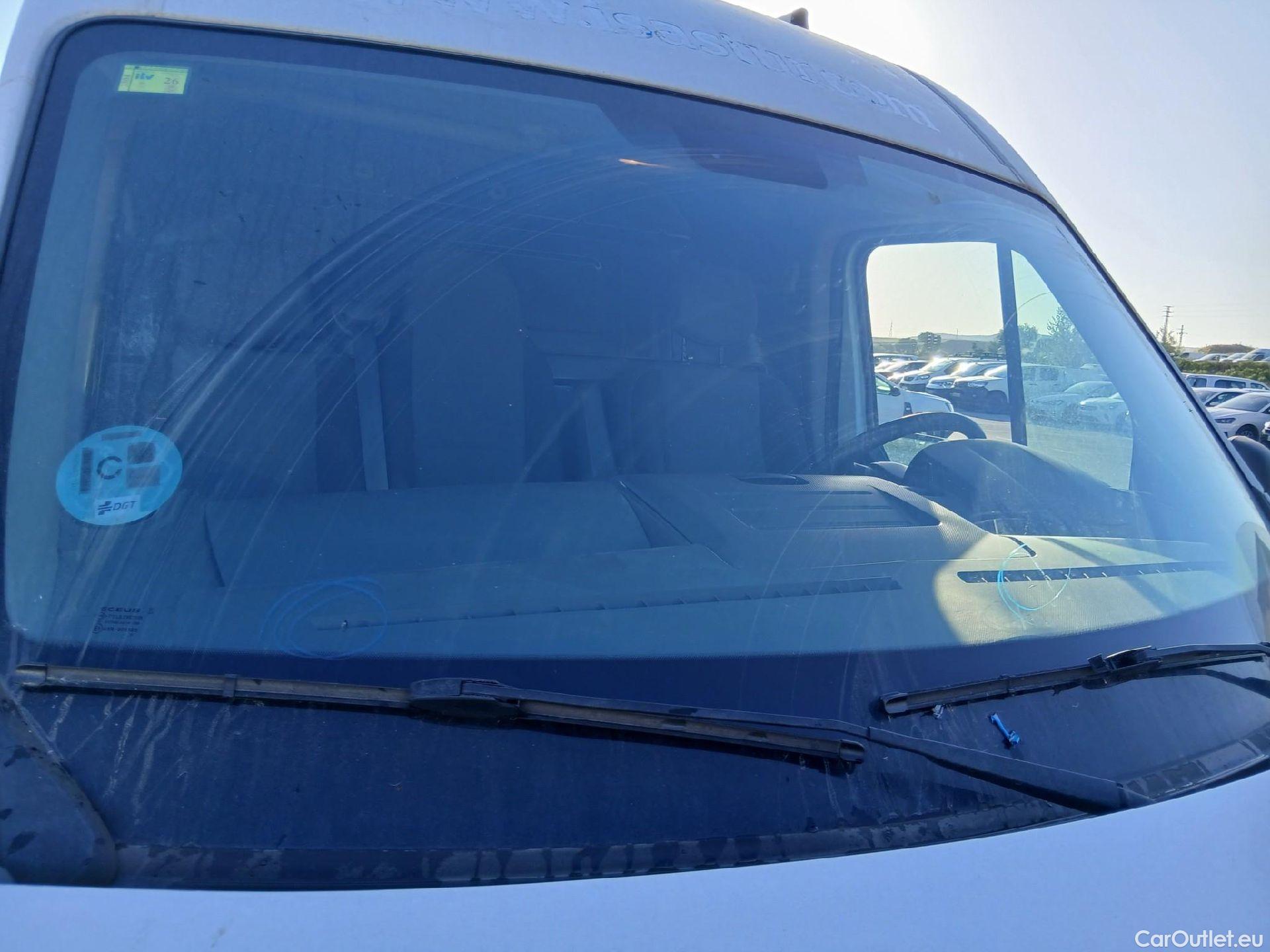  Nissan  NV400 NISSAN  / 2011 / 4P / furgón L2H2 3,5T 2.3dCi EU6 96kW FWD COMFORT #4