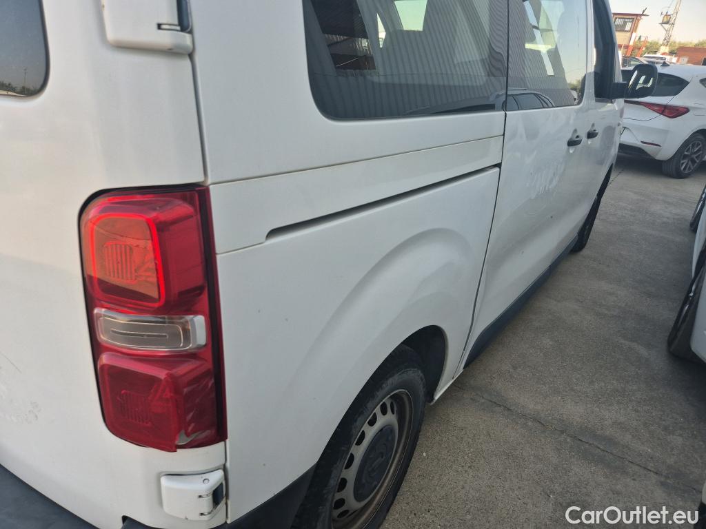 Opel  Vivaro OPEL  / 2019 / 4P / combi 1.5 Diésel 88kW (120CV) M Std Express #17