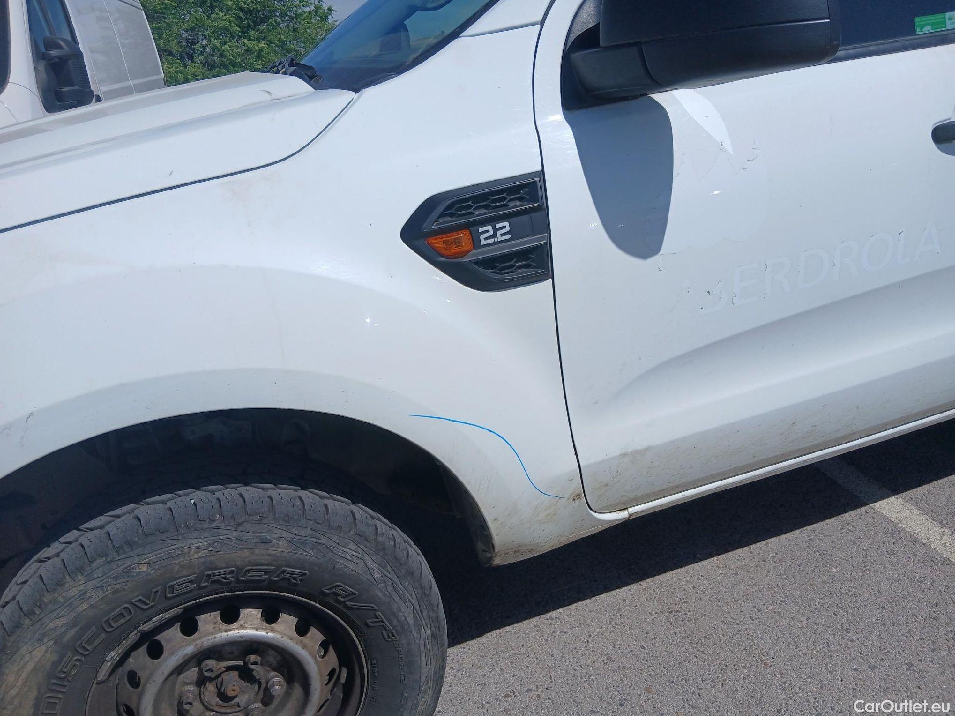  Ford  Ranger FORD  VU 4p 6G pickup 2.2 TDCi 160 CV 4x4 Doble Cab. XL S/S #19