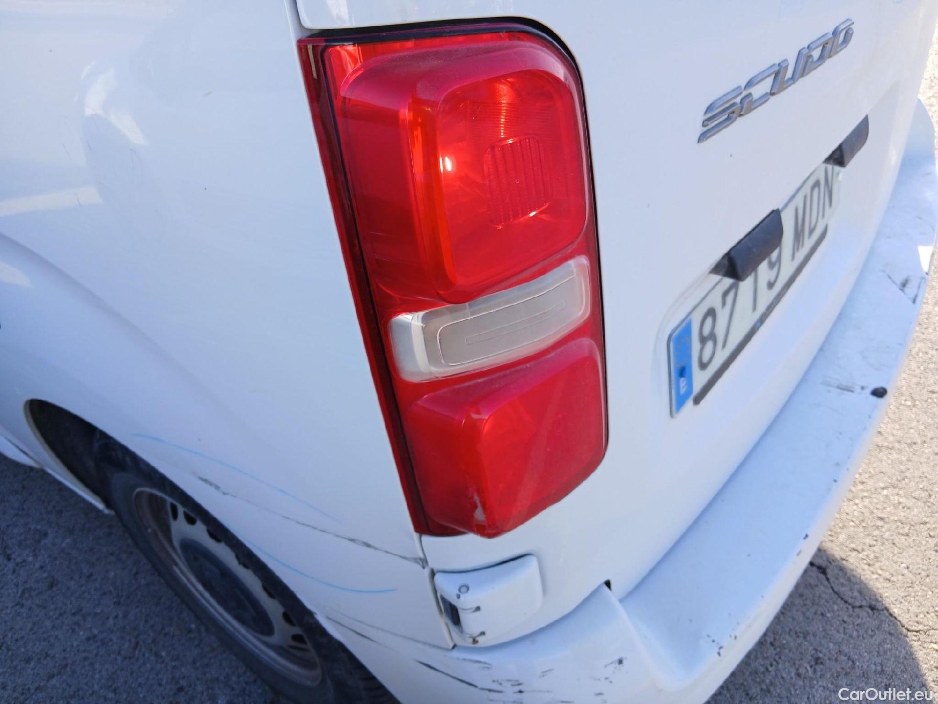  Fiat  Scudo FIAT  / 2021 / 4P / furgón Furgón L2 120cv MT6 Business (AC) #38
