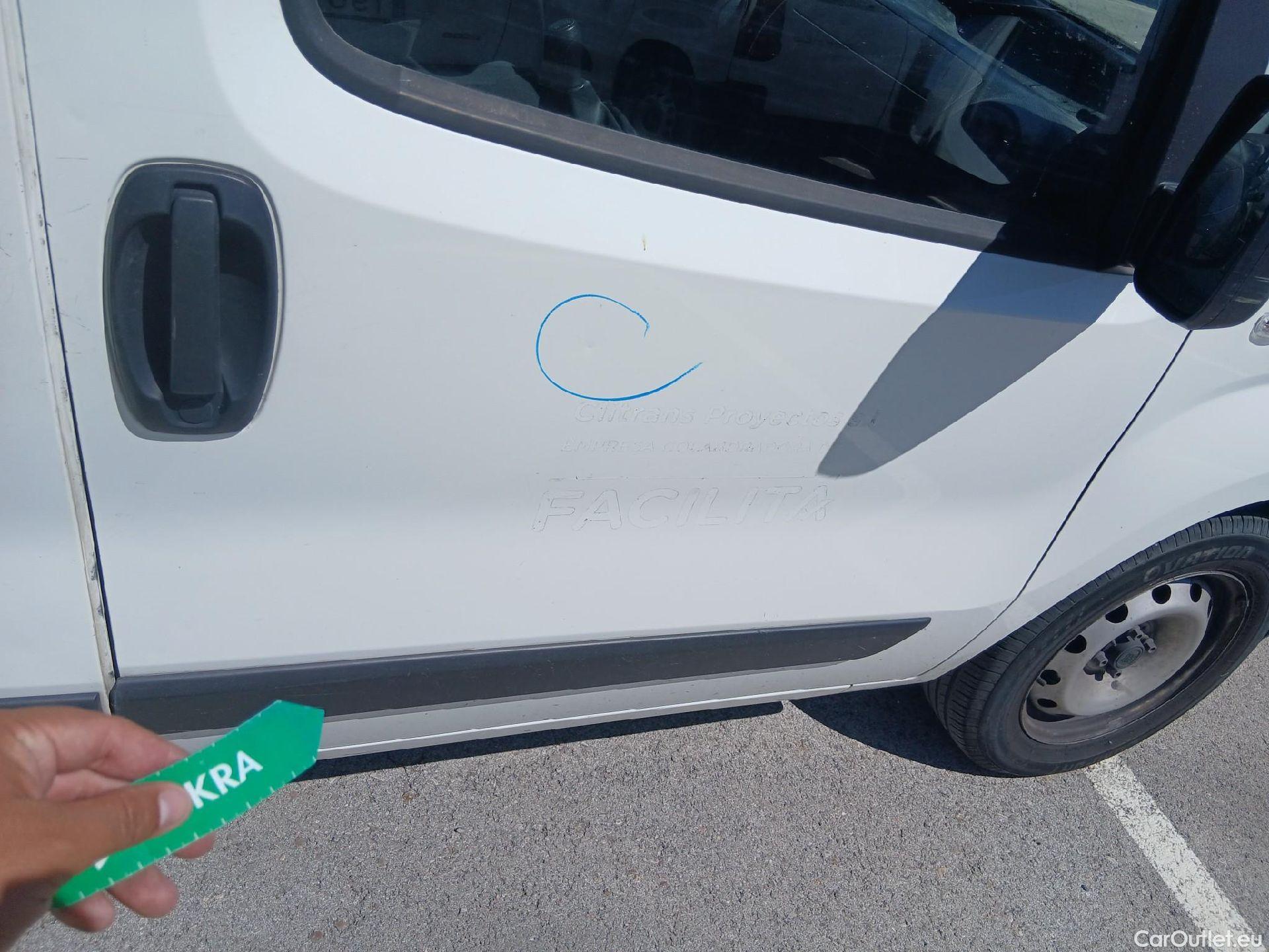  Fiat  Fiorino FIAT  / 2016 / 3P / furgón derivado de turismo Cargo Base N1 1.3 MJet 59 kW (80 CV) #35