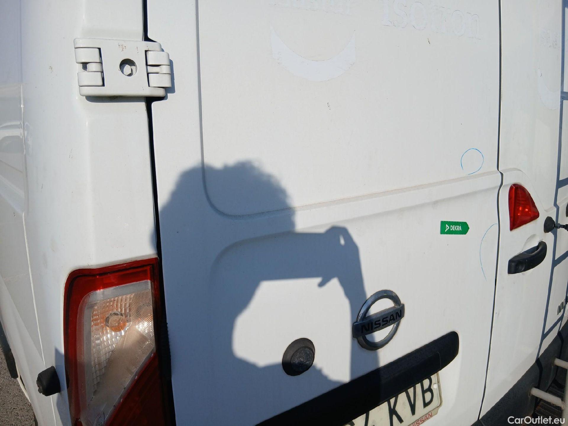  Nissan  NV400 NISSAN  / 2011 / 4P / furgón L2H2 3,5T 2.3dCi EU6 96kW FWD COMFORT #25