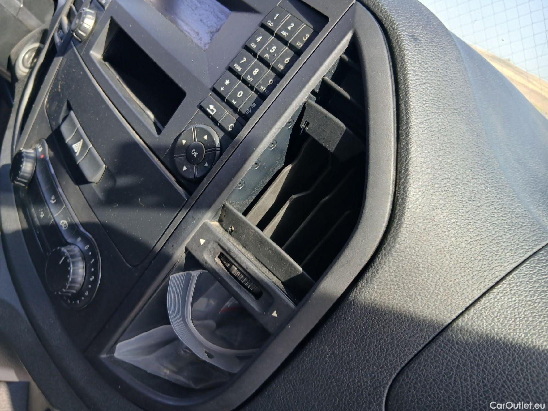  Mercedes  Vito MERCEDES-BENZ  111 CDI Larga 115 CV #45