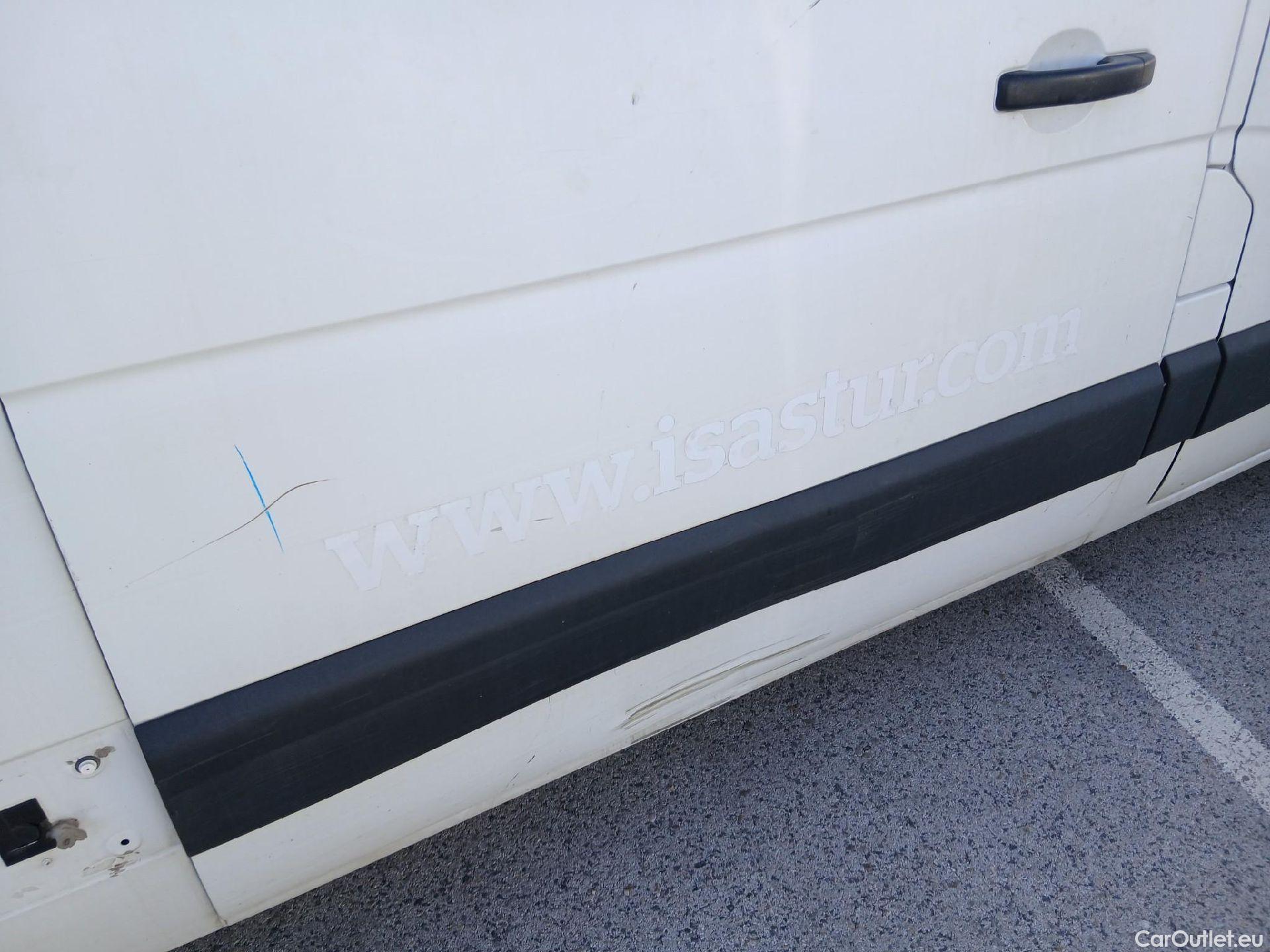  Nissan  NV400 NISSAN  / 2011 / 4P / furgón L2H2 3,5T 2.3dCi EU6 96kW FWD COMFORT #40