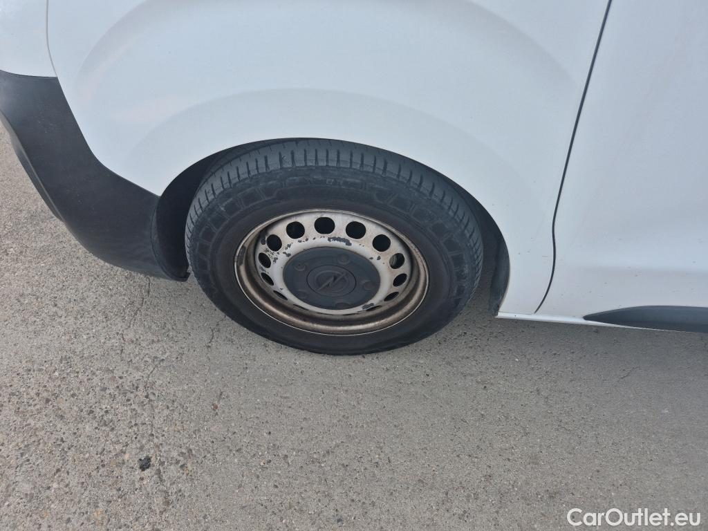  Opel  Vivaro OPEL  / 2019 / 4P / combi 1.5 Diésel 88kW (120CV) M Std Express #36