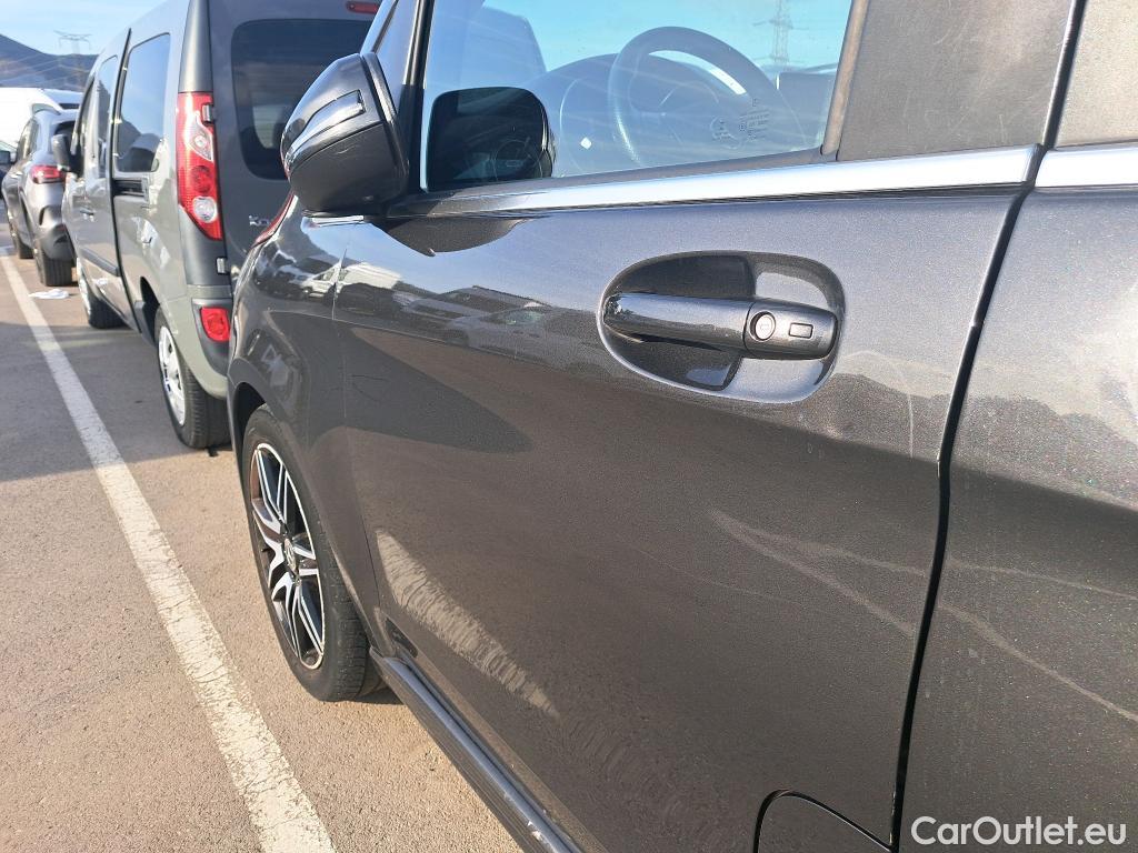  Mercedes  V-Klasse MERCEDES-BENZ Clase V / 2014 / 5P / monovolumen 220 d Avantgarde Compacto #18