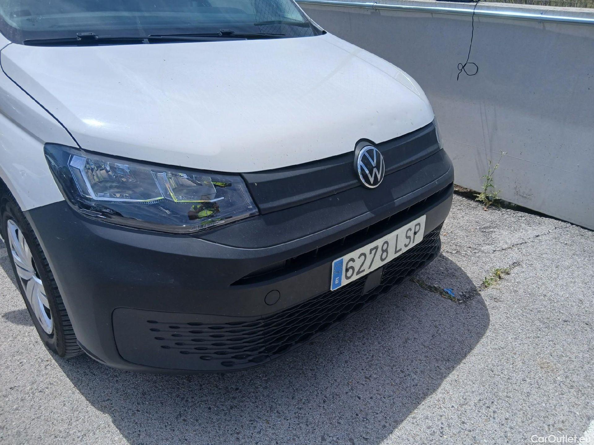  Volkswagen  Caddy VOLKSWAGEN  / 4P / Maxi Cargo 2.0 TDI 122 CV #9