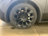  Tesla  Model Y TESLA  Long Range Dual Motor AWD 5d 378kW #124