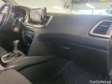  KIA  Cee'd KIA  SW 1.4 T-GDI 140 KM 6MT M 5d #43