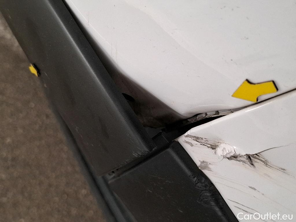  Citroen  C3  Société Feel 1.2 PureTech 80CV BVM5 E6d #14
